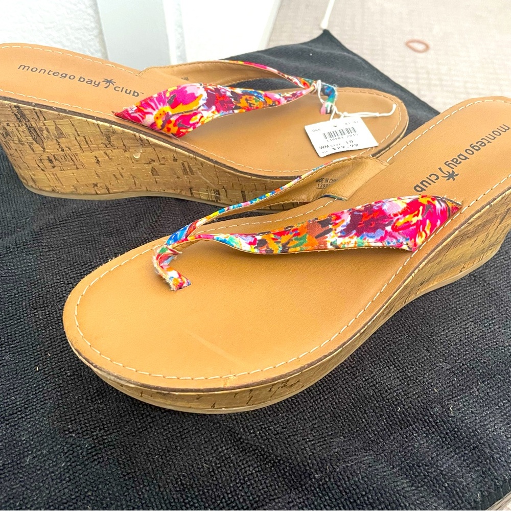 Floral wedges